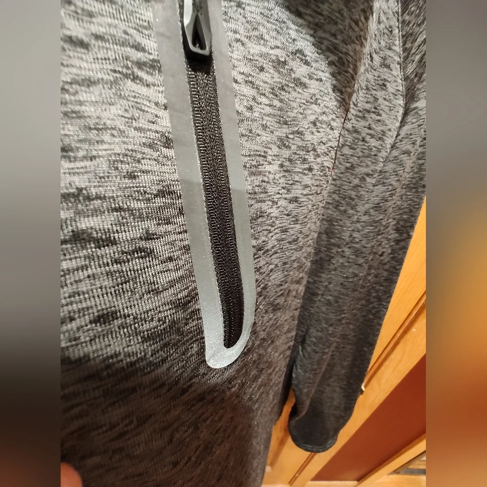 EUC Men's Spyder Active ProWeb Gray Quarter-Zip Pullover Fleece, XL - Picture 4 of 7